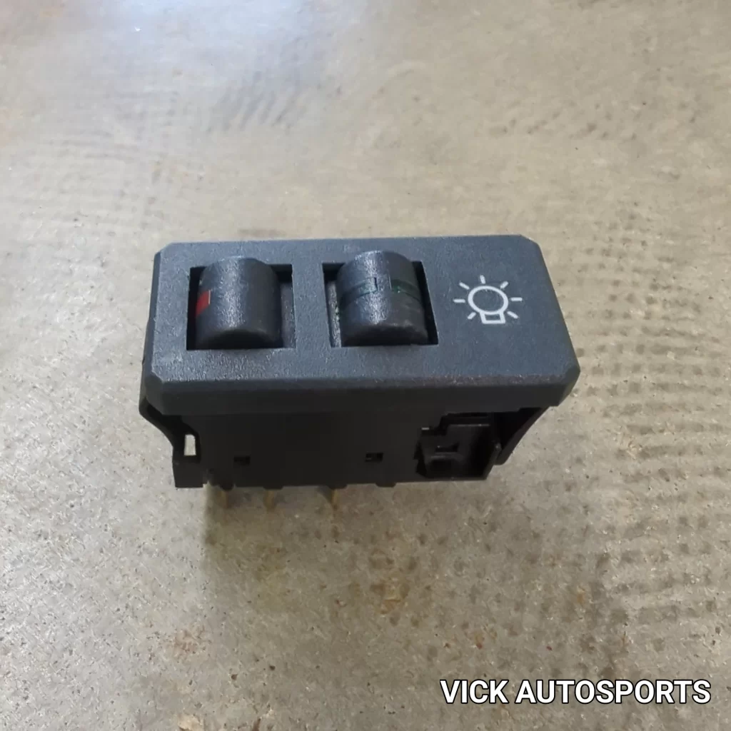 FIAT X1/9 ベルトーネ　パワーウインドスイッチ関連のパーツ　超貴重 Headlight Switch, Fiat X1/9 1980-82 - (SKU 19-5377) | Vick Autosports