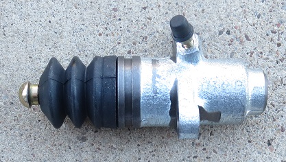 Clutch Slave Cylinder, Alfetta - 1975-80 - (SKU 10-7841)